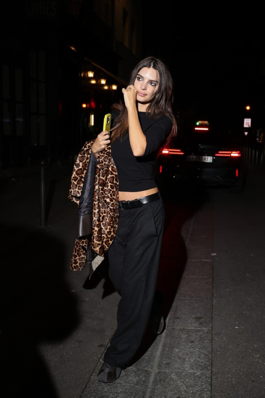 Nakon propalih ljubavi ljubi 10 godina starijeg: Uhvaćeni su na delu – tek da čujete ko mu je bivša FOTO