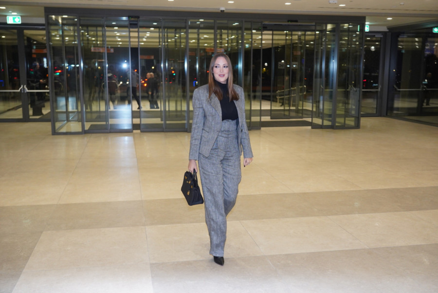 Aleksandra Prijović blista nakon porođaja: Svi pričaju o skupocenoj torbi koju nosi FOTO