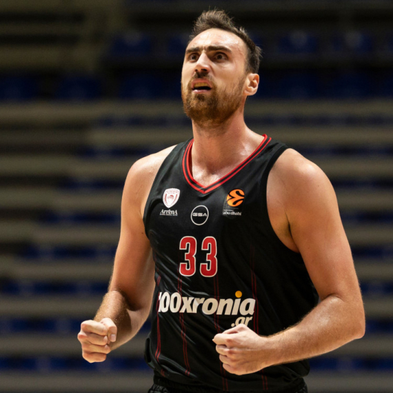 Kaznena ekspedicija Barcokasa: Olimpijakos "stotkom" ispratio Asvel