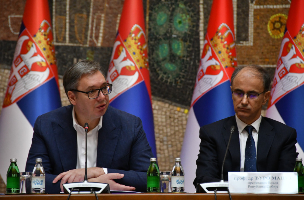 Vučić pročitao kolike su nam rezerve sada: "Kupujemo benzin i dizel što pre, moramo uvek imati dovoljno"