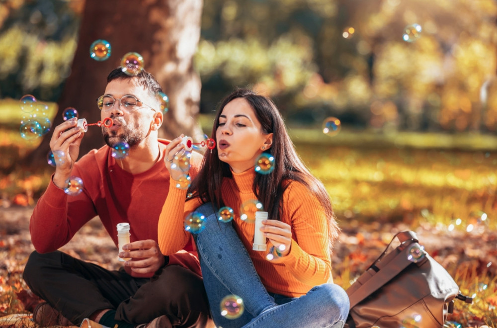Tri horoskopska znaka će ove jeseni doživeti veliki ljubavni bum