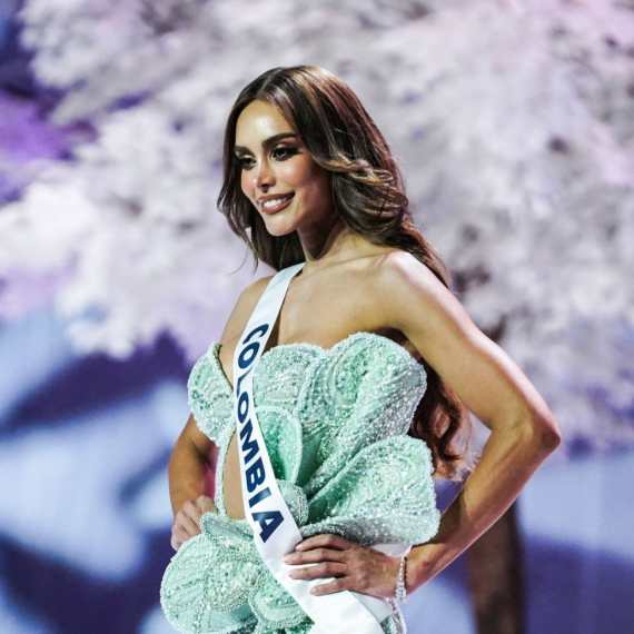 Vatrena Kolumbijka osvaja mreže, a da li će i titulu najlepše? Fotke u bikiniju glavna tema FOTO/VIDEO