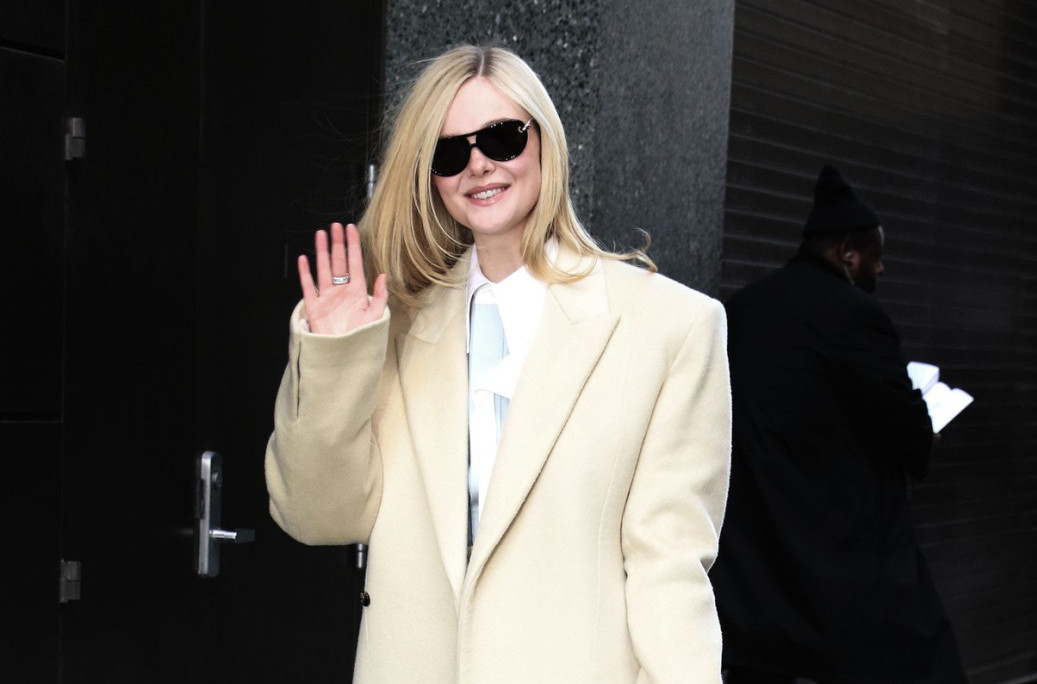 Glumica se ne odvaja od nje: Skupocena torba holivudskih lepotica je pravi zimski hit FOTO