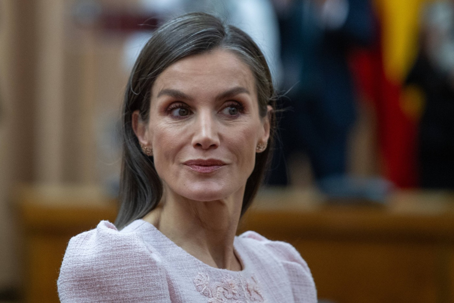 Španska kraljica uvek u trendu: Pravi primer ženstvenog načina odevanja FOTO