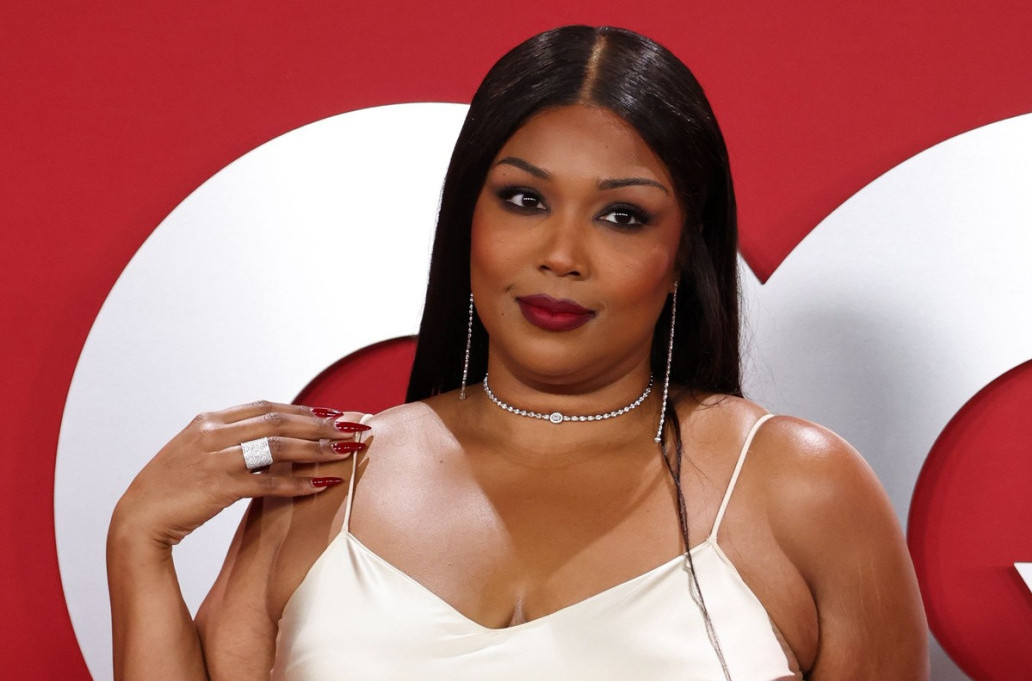 "Žene sa oblinama se brišu iz društva, zbog toga sam bila hiperseksualna i vulgarna"