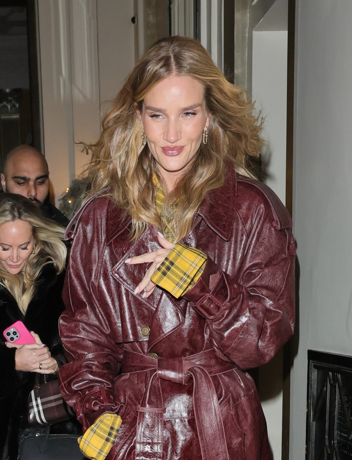 Tako moćan, tako moderan: Ovaj odevni predmet biće hit ove sezone FOTO