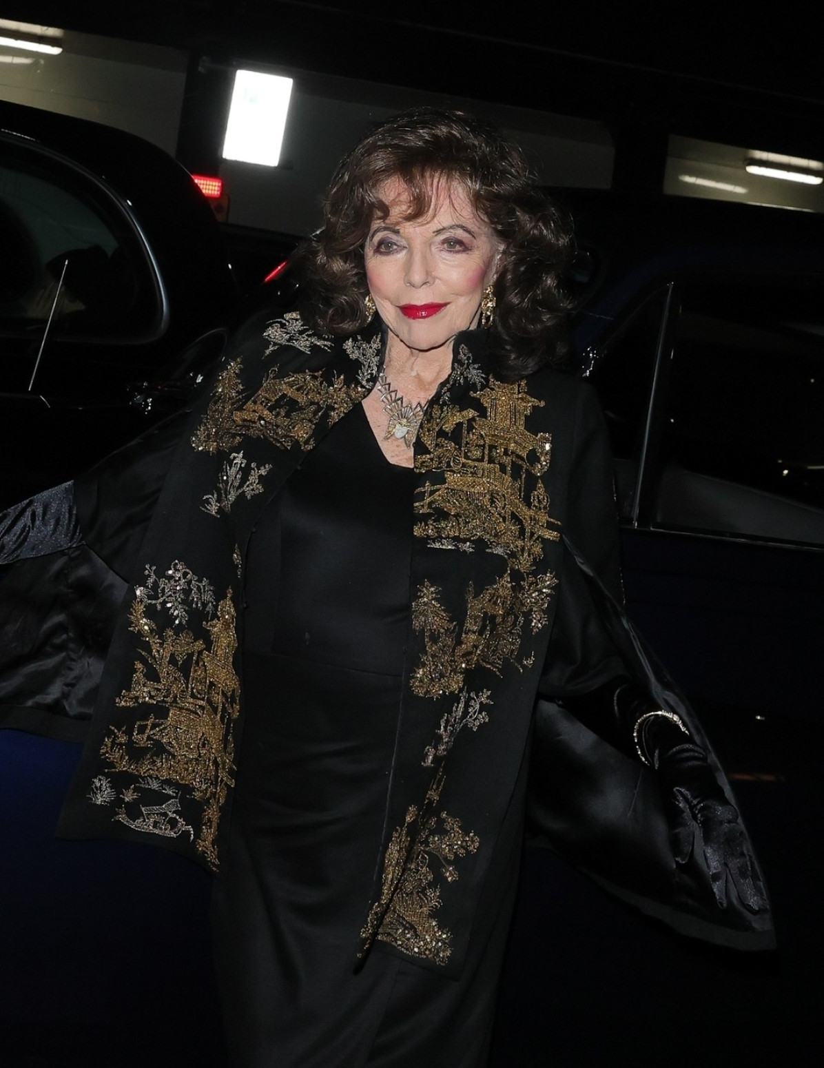 Glumica zna tajnu večne mladosti –  a to je veza sa 32 godine mlađim muškarcem FOTO