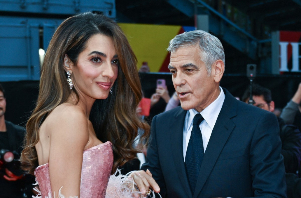 Na moćnom izgledu joj svi zavide: Šta je sve Amal Kluni menjala na sebi? FOTO