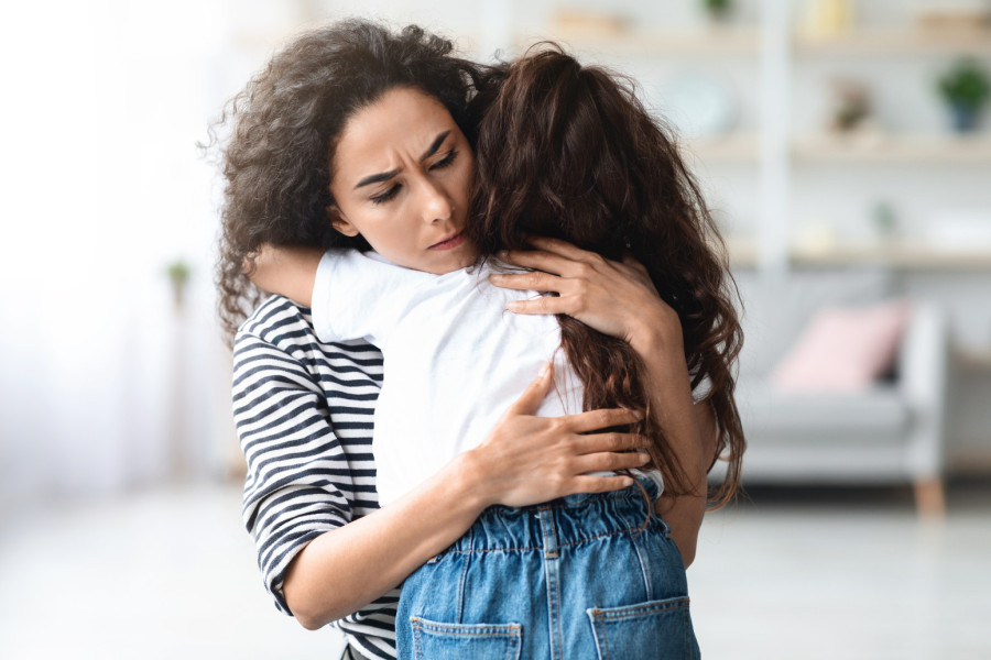 Zamke nežnog roditeljstva: Da li stvaramo slabu generaciju dece?