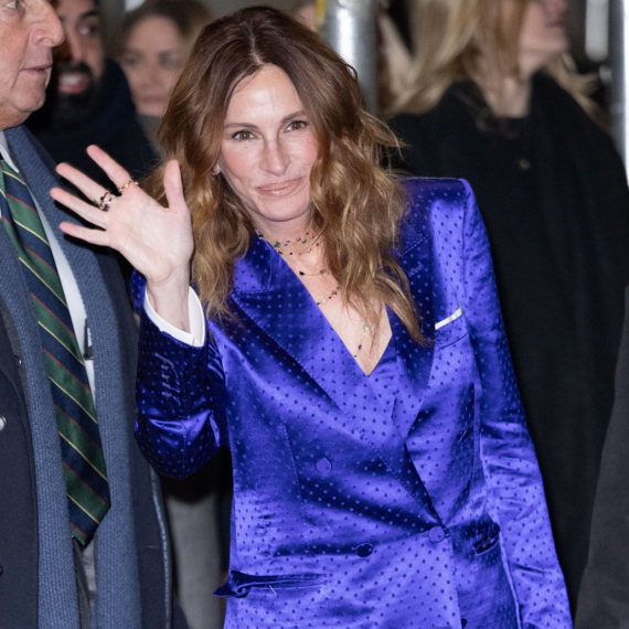 Odelo Džulije Roberts je sve što vam treba da biste bile originalne FOTO