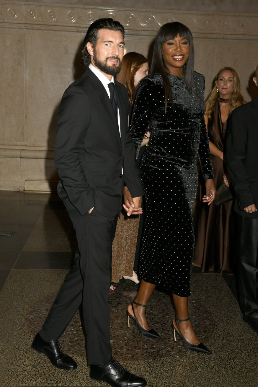 Svi bruje o venčanju, a tek sad je objavila slike veridbe: On je njena treća sreća FOTO