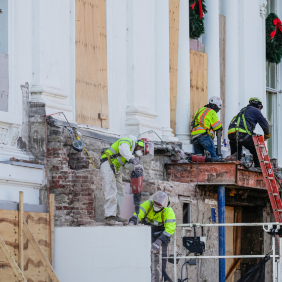 Nova tužba za Trampa: "Nemaš pravo da rušiš Belu kuću"