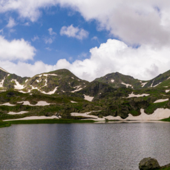 Nacionalni park u Srbiji "krije" čak 70 jezera: "Gorske oči" i srpske svetinje FOTO