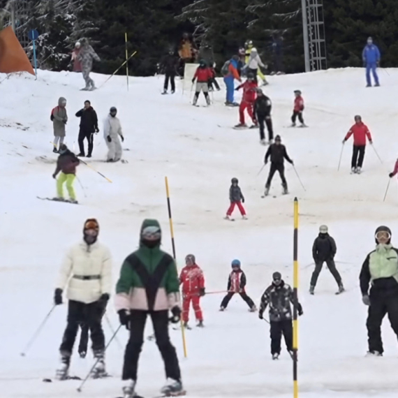 U jeku sezone oglasio se ski centar Kopaonik: "Apelujemo na sve skijaše da..." FOTO