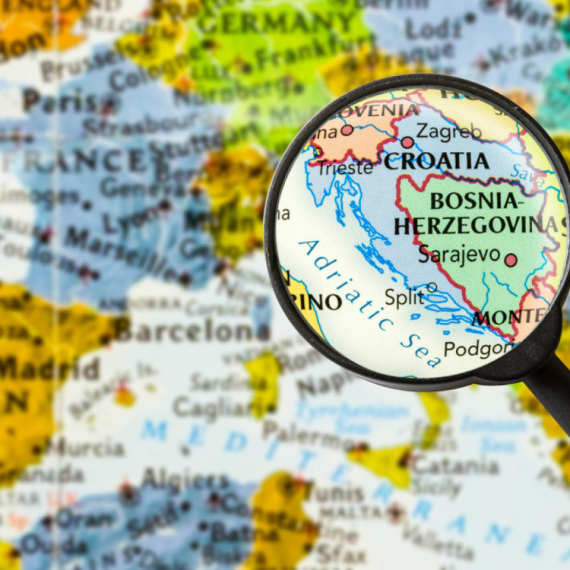 "Hrvatska je zemlja s najčudnijim oblikom na svetskoj mapi?": "Zašto izgleda tako..." FOTO