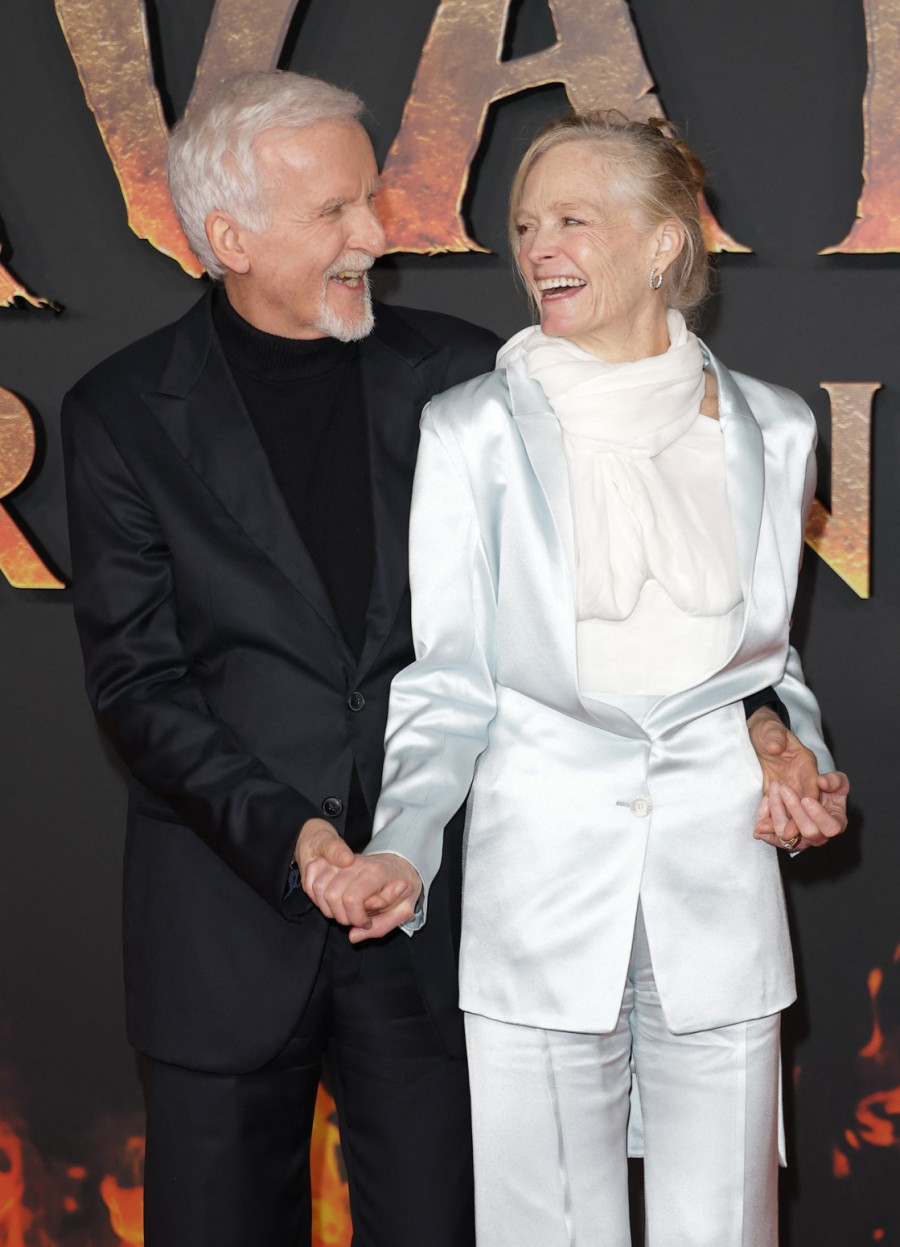 Ljubavnu priču su započeli aferom i 25 godina kasnije vole se kao prvog dana FOTO