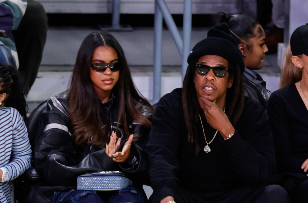 Blu Ajvi (13) na utakmici s tatom: Svi su u čudu zbog iste stvari FOTO