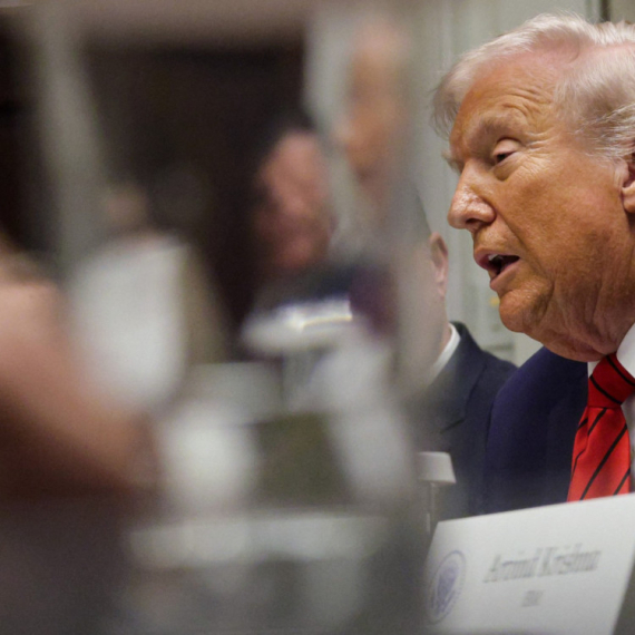 Tramp konačno progovorio o fotografijama sa Epstajnom: "Ništa posebno"