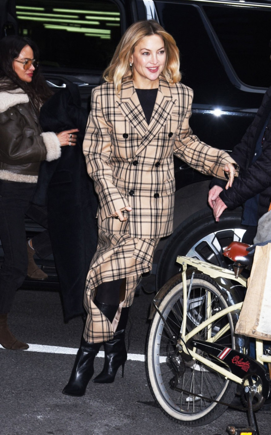 Kejt Hadson ima jednu kombinaciju za sve prilike FOTO