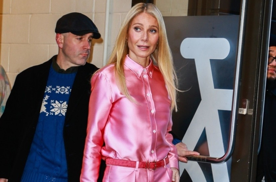 Roze od glave do pete: Slavna plavuša kao Barbi prošetala gradom FOTO