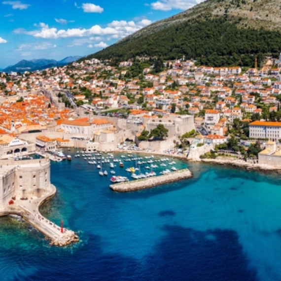 Srbin posetio Dubrovnik i poručio Hrvatima: "Sram vas bilo, nije vam to otac kupio da toliko derete" FOTO