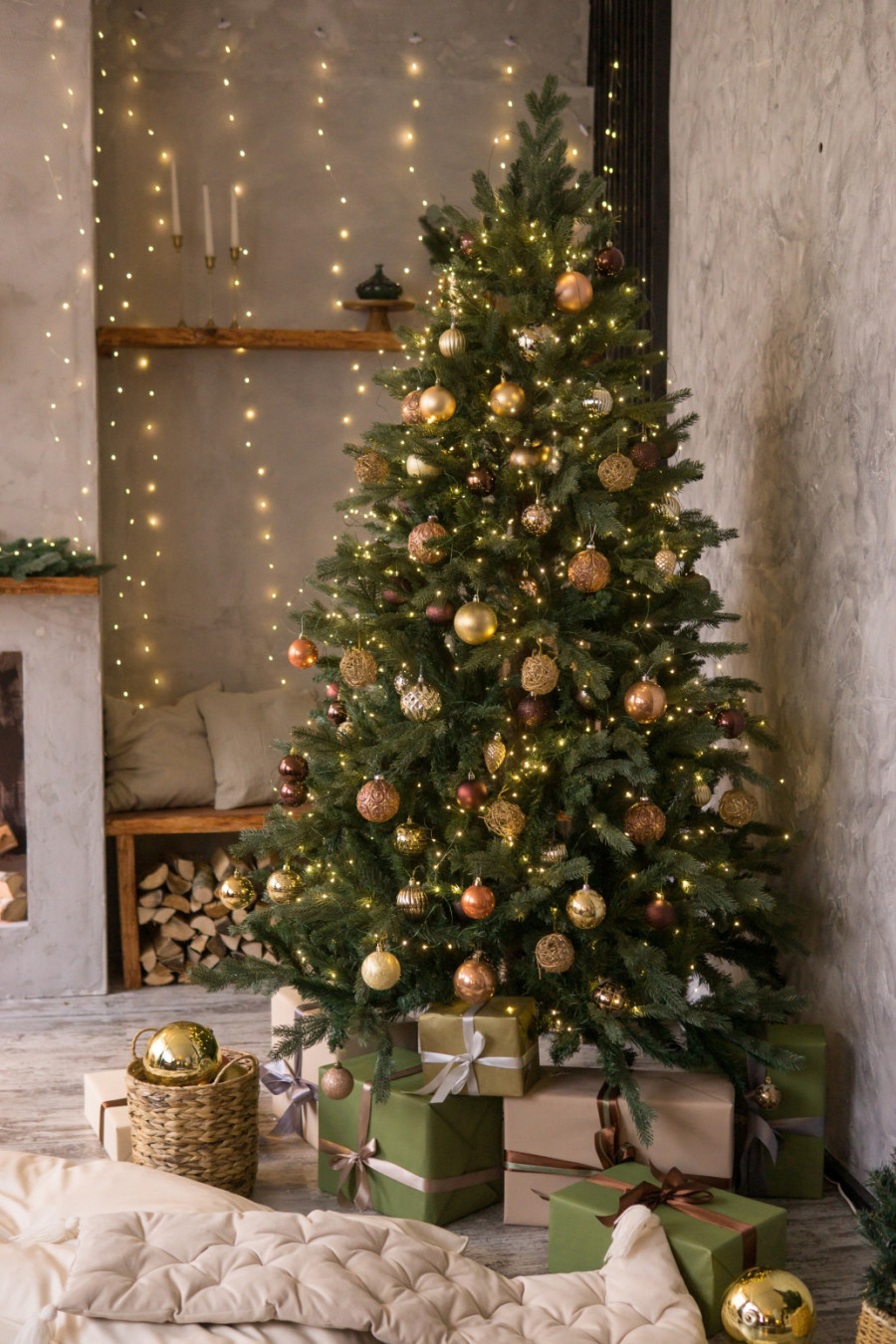 Radili ste sve pogrešno: Uz ovaj trik veštačka jelka izgledaće kao prava VIDEO