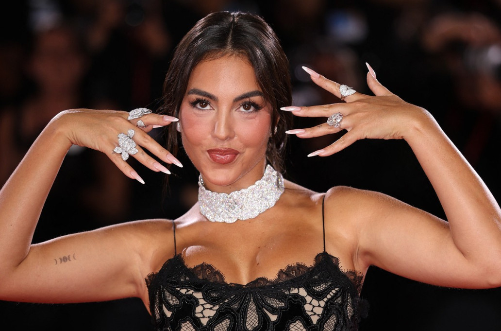 Taj dijamantski prsten je najmanje što je mogao nakon toliko godina FOTO