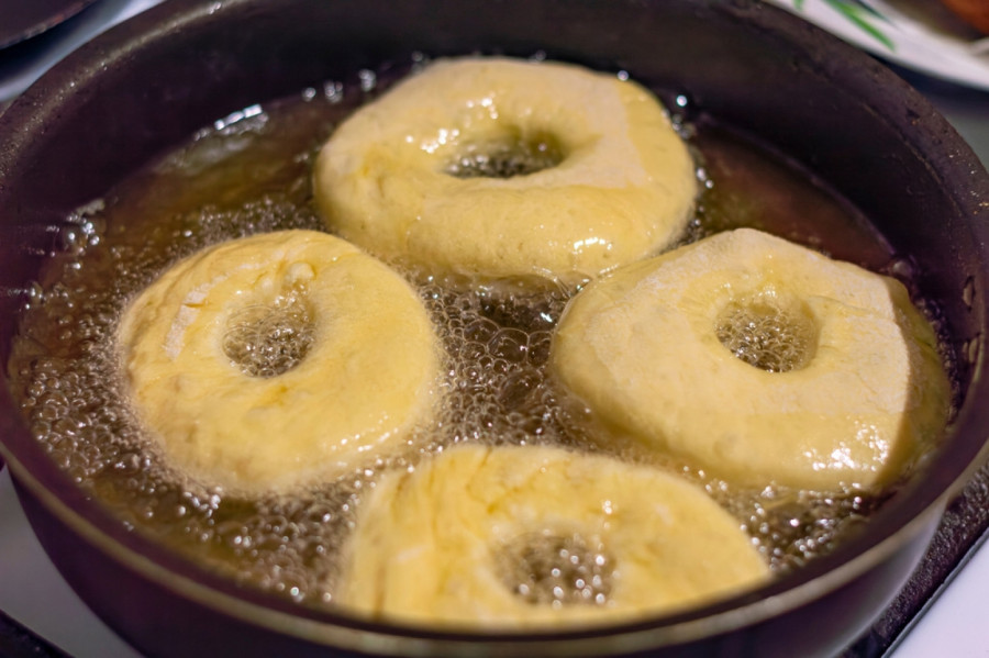 Šupljikave, mekane i ne upijaju ulje – napravite savršene krofne uz ovaj sastojak