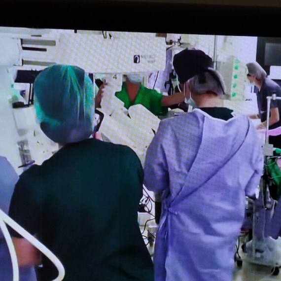 Velik podvig: U Srbiji urađena operacija na srcu uz pomoć robota; "Bez krvarenja i trauma" FOTO