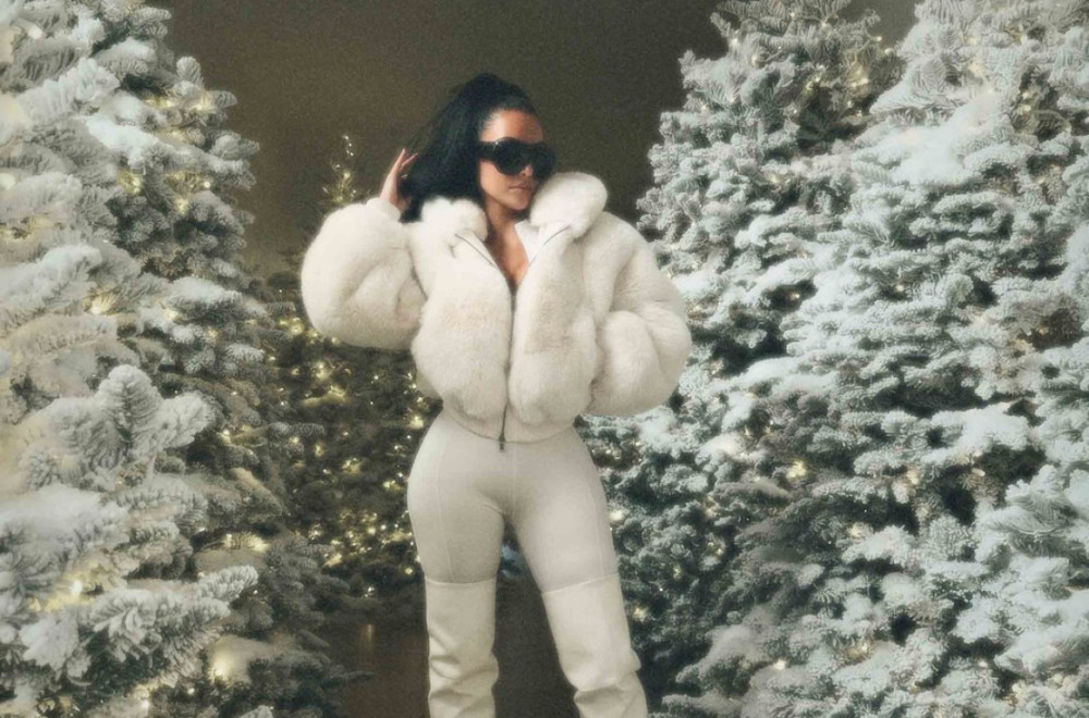 50 jelki u vili od 60 miliona dolara: Kim Kardašijan okitila kuću, reakcije su hit FOTO