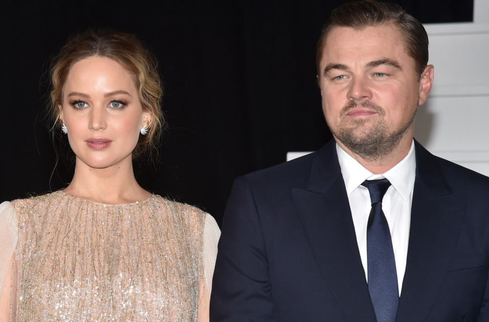 Dženifer Lorens javno potkačila Dikaprija, internet gori: Sjajno izgledaš s jednom... VIDEO/FOTO