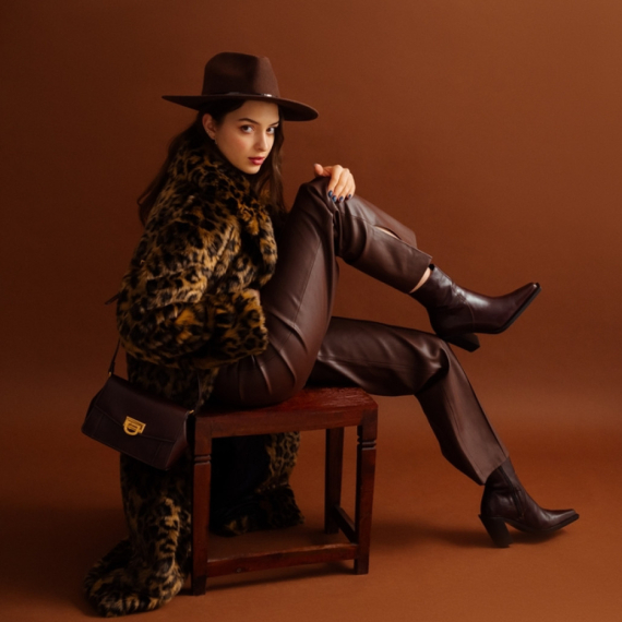 Trend koji se "vratio iz mrtvih": Zimski dani će vam biti omiljeni uz ovaj odevni komad FOTO