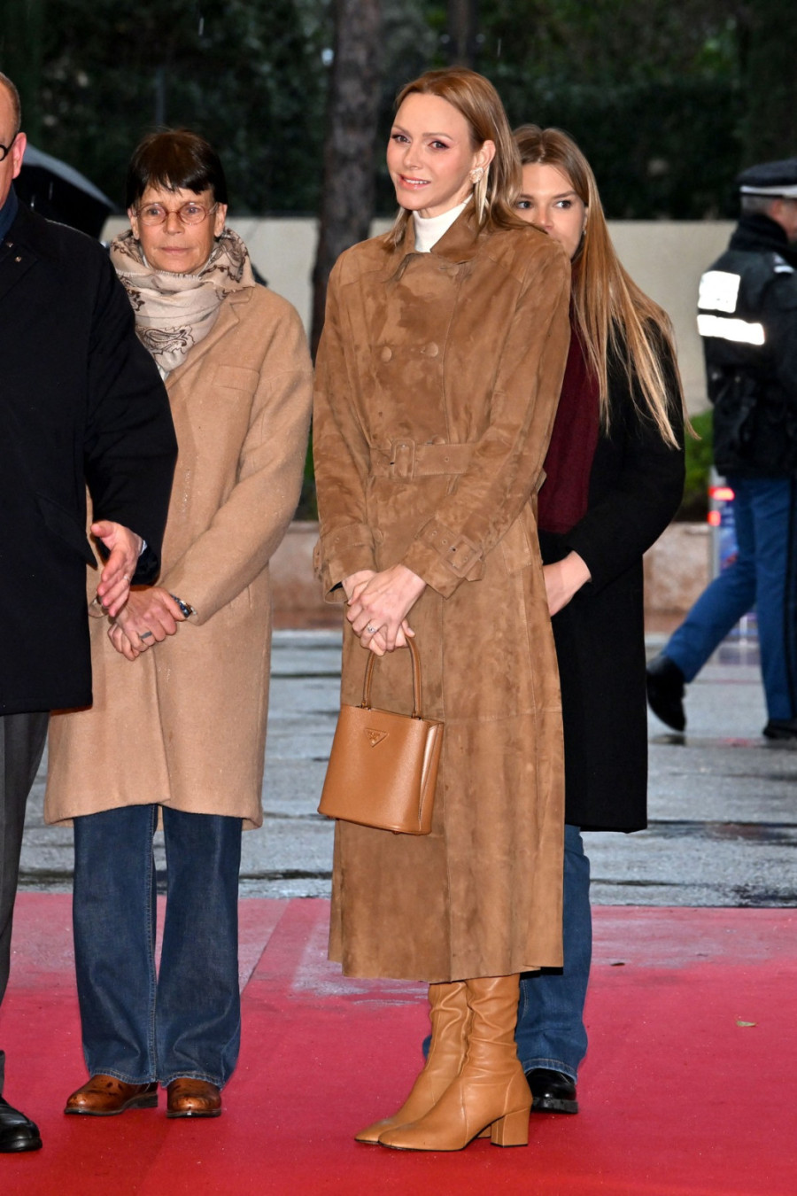 Najtužnija princeza ima sve veći osmeh na licu: Nova frizura zasenila sve probleme FOTO