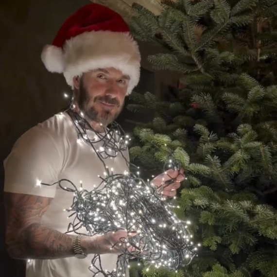 Bekamovi proslavili Božić bez najstarijeg sina, kao da se ništa ne dešava VIDEO