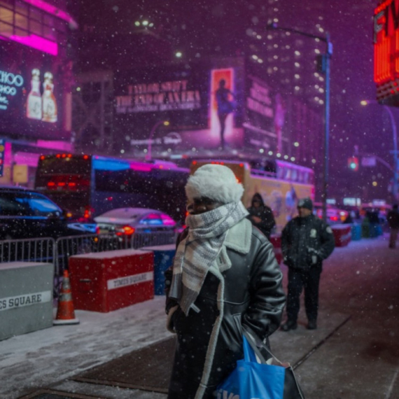 Otkrila da ljudi na dočeku Nove godine nose pelene, pratioci zgroženi VIDEO