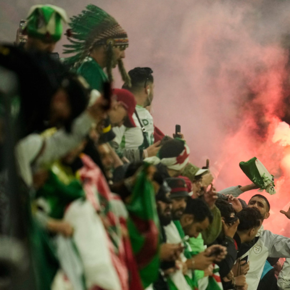 Ostalo je još nekoliko dana do ispunjenja Baba Vanginog proročanstva: Oči uprte u dva događaja