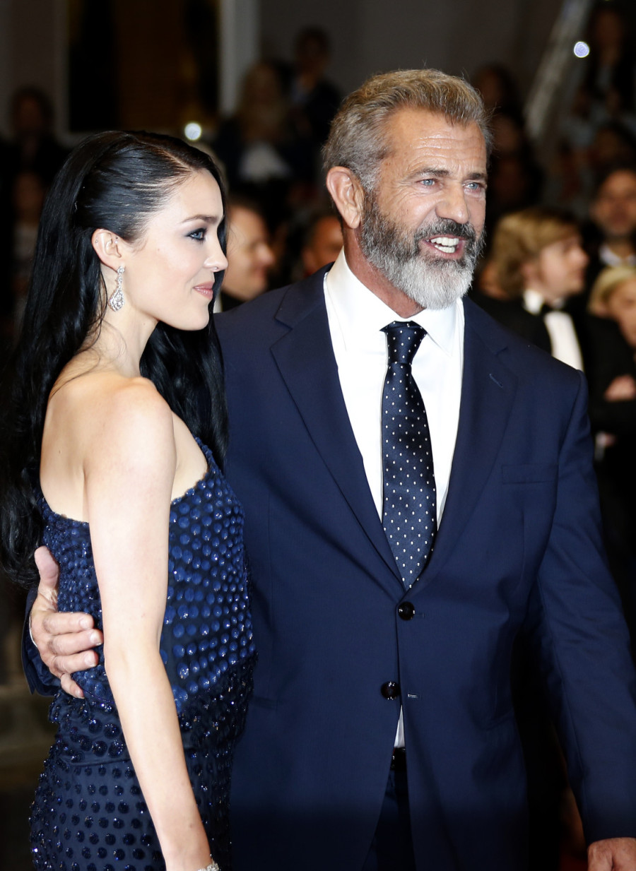 Raskid nakon devet godina: Mel Gibson i 34 godine mlađa lepotica potvrdili kraj FOTO