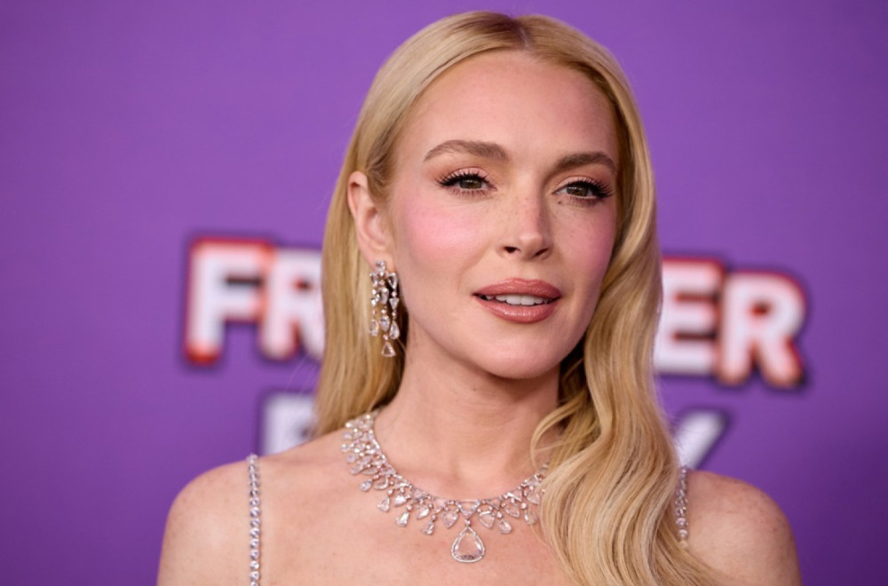 Sve mlađa i mlađa: Za kraj godine – još jedno novo lice plastične lepotice Holivuda FOTO