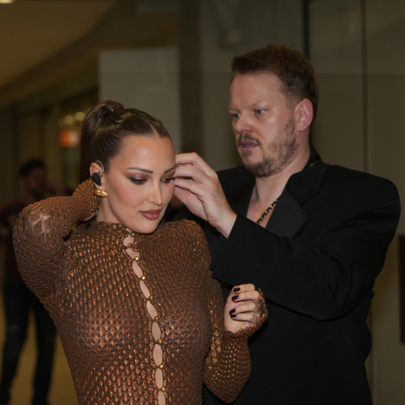 Aleksandra Prijović u haljini koju je nosila najpoznatija manekenka 90-ih FOTO