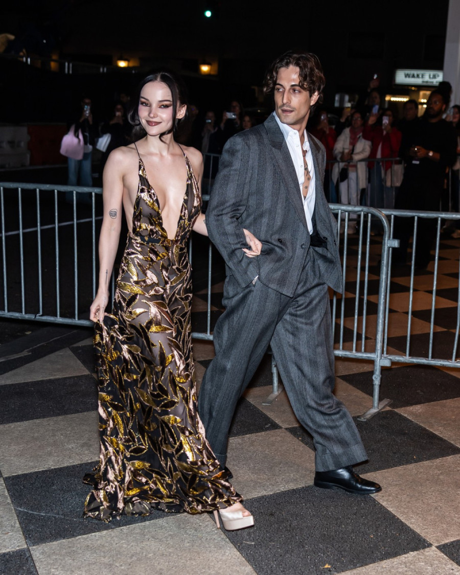 Zgodni Italijan koji je zaludeo žene je verio svoju lepoticu FOTO