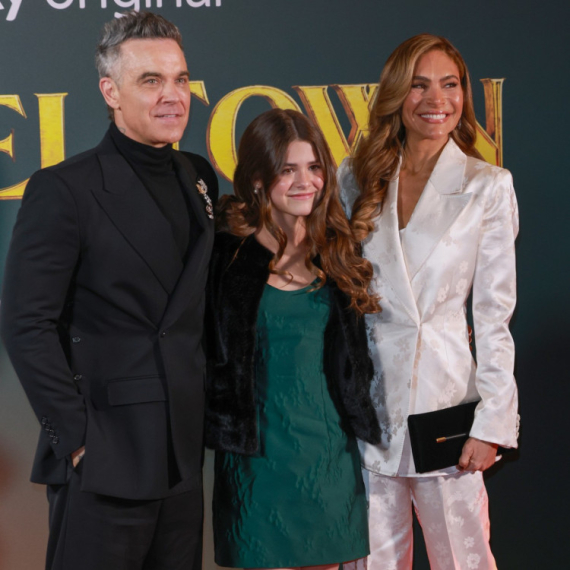 Robi Vilijams pokazao poruku koju mu je ćerka poslala usred noći: "Jako me brine..."