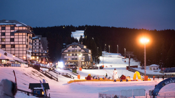 Doček Srpske nove godine i na vrhu Srbije: Tradicionalni vatromet u ponoć FOTO