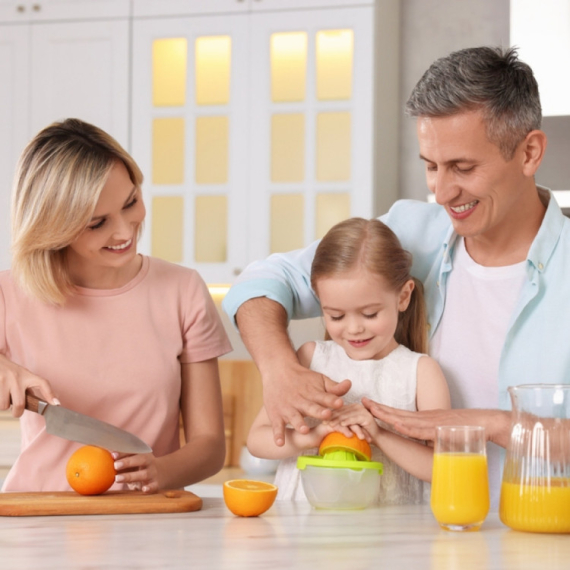 Čaša dnevno može biti veoma korisna: Svojstva soka od pomorandže koja će vas iznenaditi