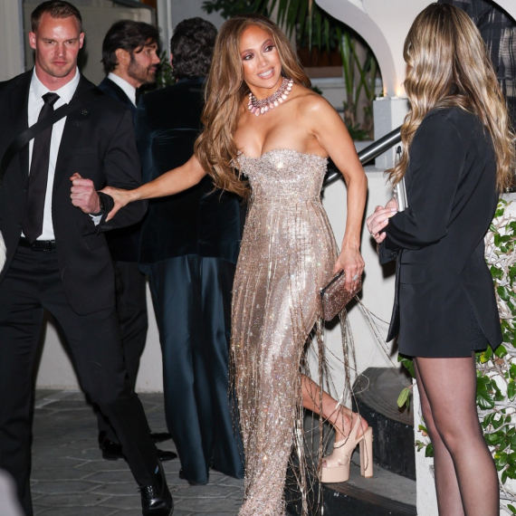 Ljudi besni, ovo joj neće oprostiti: "Verujem u svaki trač koji sam čuo o njoj" FOTO/VIDEO