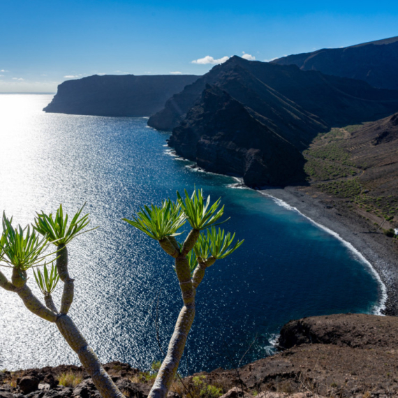 Skriveni raj na ostrvu gde je u januaru preko 20 stepeni: Turisti ga još uvek nisu otkrili FOTO