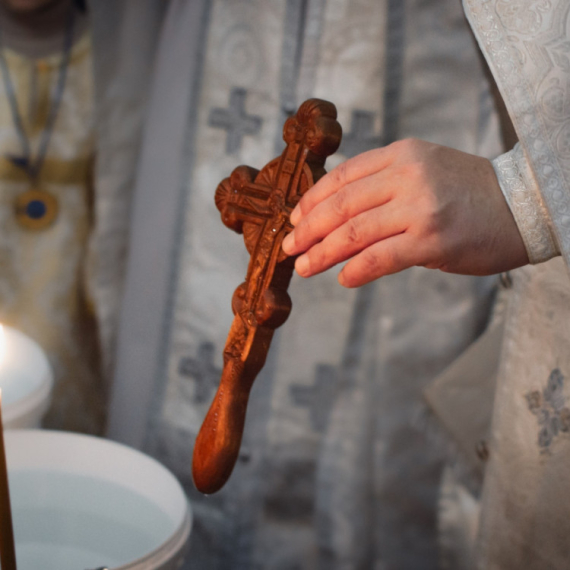 Šta činiti sa starom bogojavljenskom vodicom?