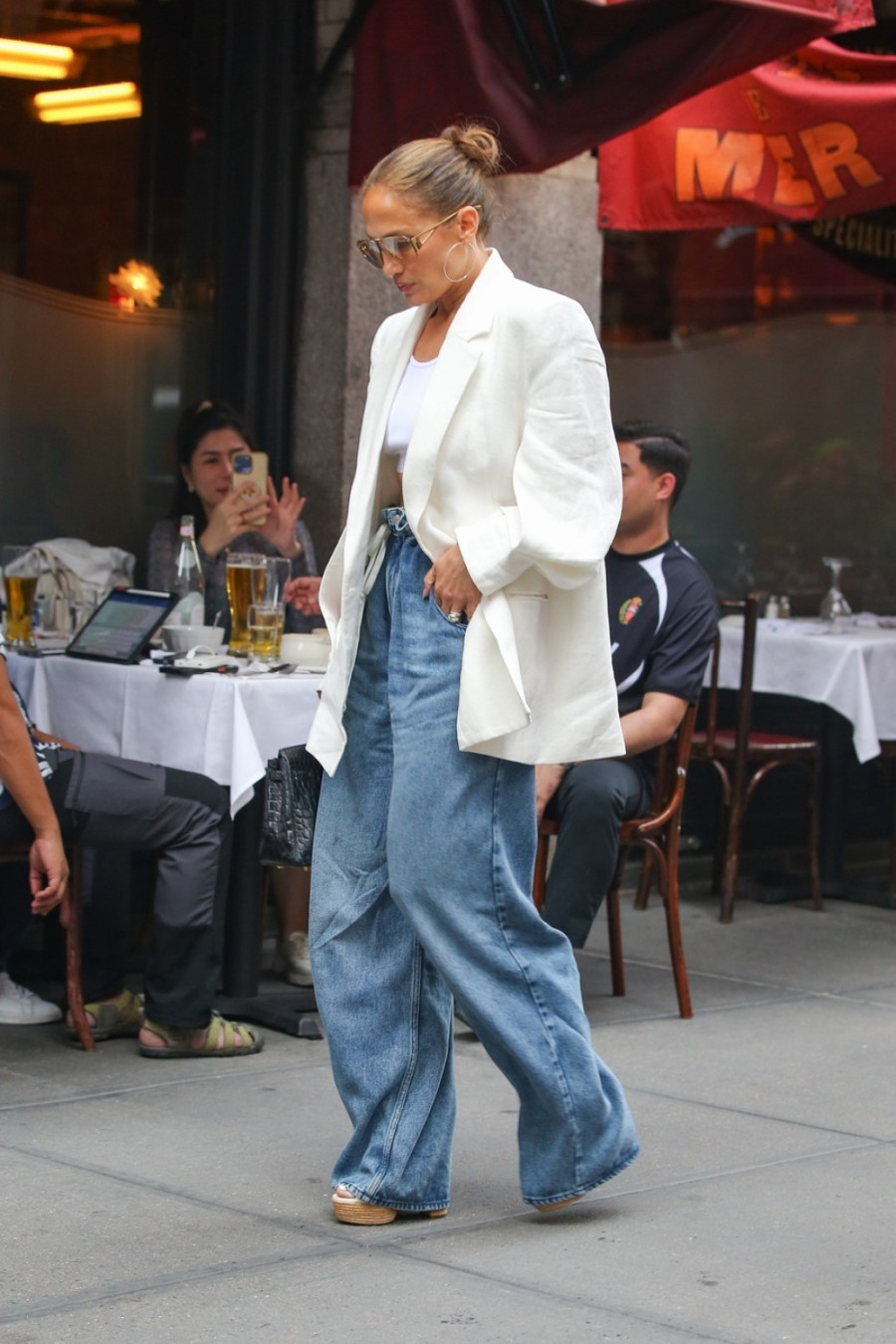 Džej Lo nosi omiljeni odevni predmet Srpkinja i izgleda savršeno FOTO