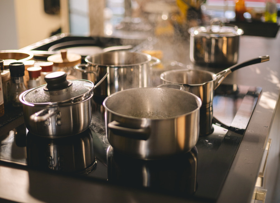 Najčešći kuhinjski kiks: Prestanite da stavljate so u hladnu vodu dok kuvate