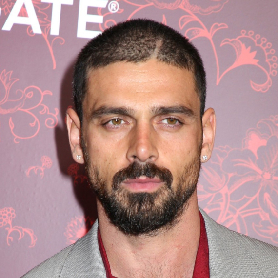 "Žestoki" lepotan u Beogradu: Italijan za kojim Srpkinje lude napravio haos objavom FOTO