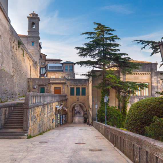 Turisti ostali zatečeni: Koliko košta svakodnevni život u jednoj od najmanjih država VIDEO